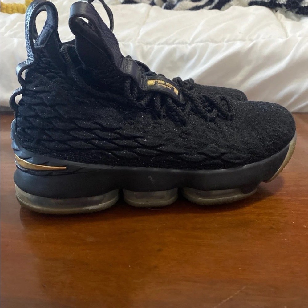 Lebron XVI shoes